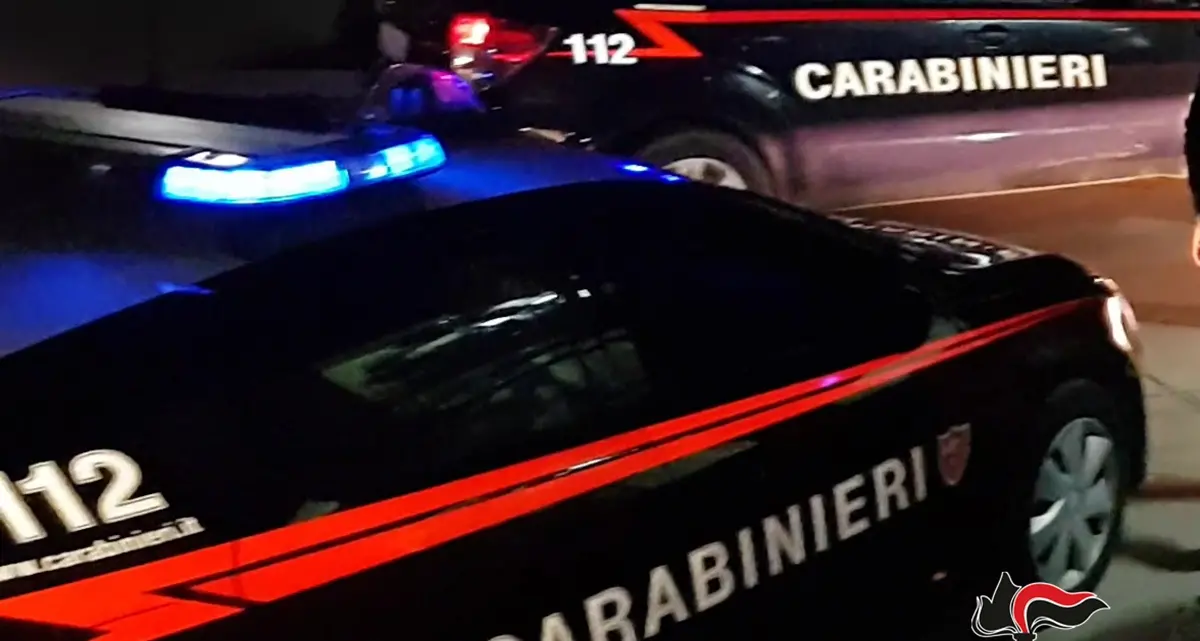 Cirò Marina, blitz dei carabinieri: scoperti 18 chili di marijuana in un’abitazione abbandonata\u00A0\n