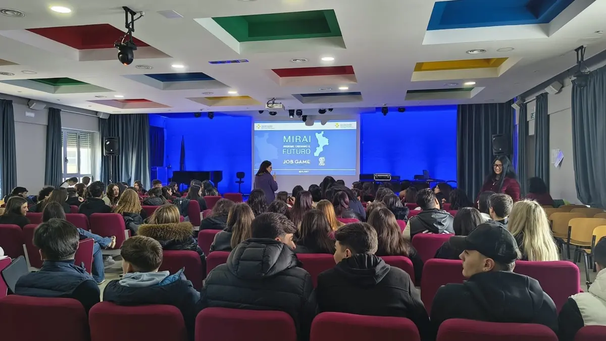 Al Mirai Job Game\u00A0gli studenti delle scuole superiori calabresi\n