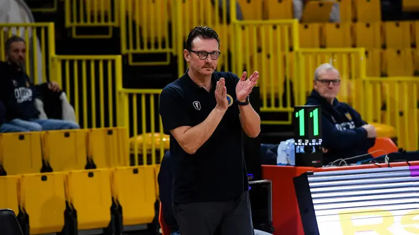 La Dierre Basketball si gode la riscossa: coach Inguaggiato esalta gruppo e pubblico dopo il successo con Gela\n