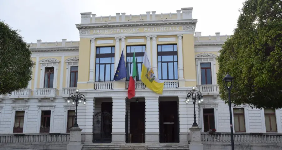 Città Metropolitana, FP CGIL e RSU: «Soddisfazione per l’aumento del fondo Welfare. Chiesto aumento dei buoni pasto da 7 a 10 euro»\n