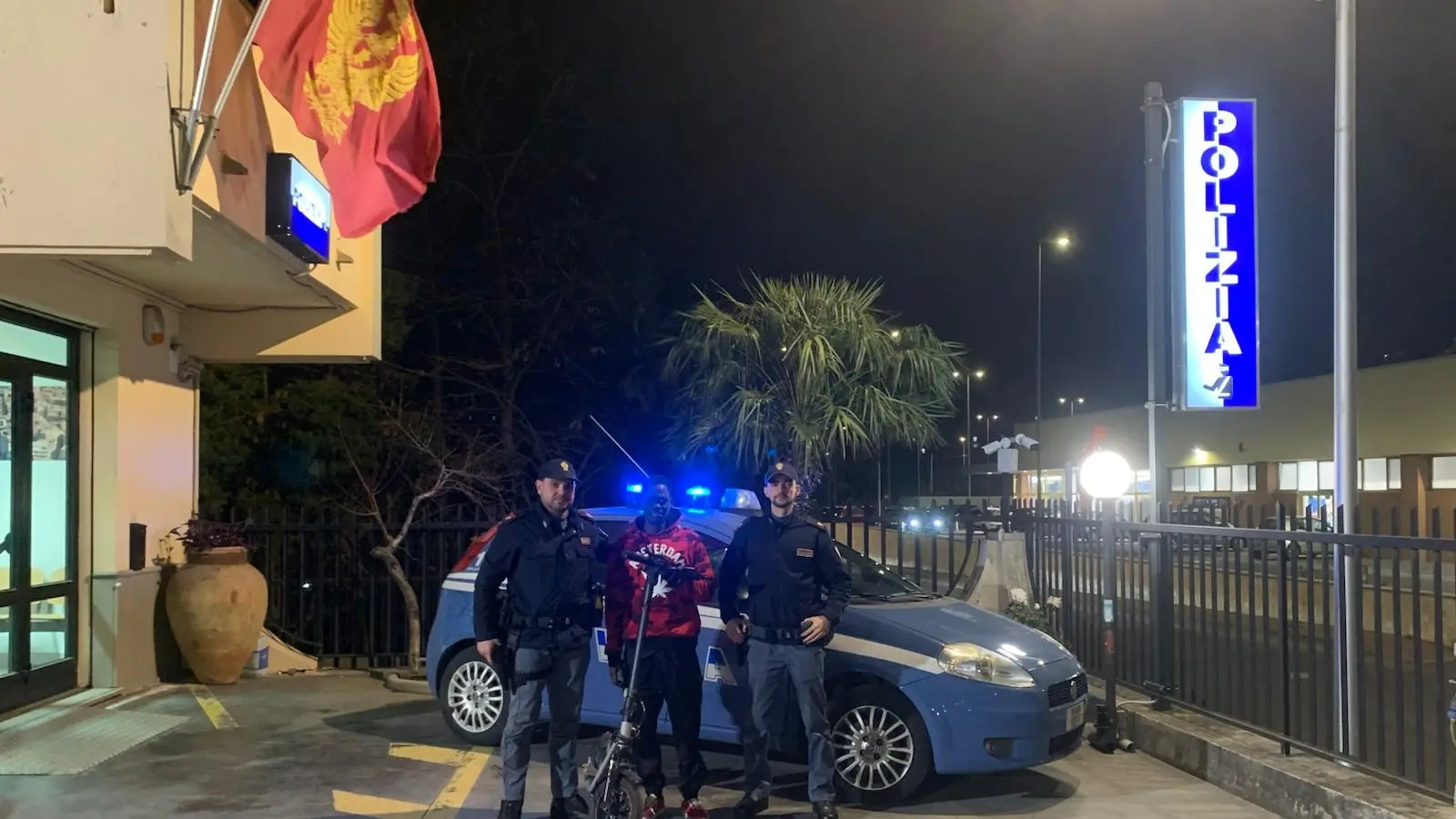 <p>La riconsegna del monopattino al proprietario</p>\\n