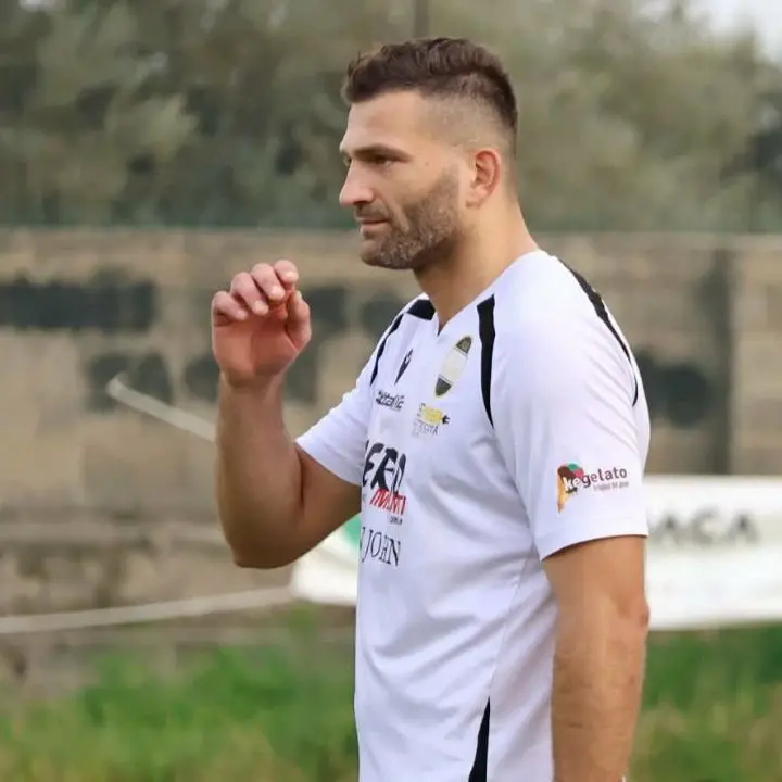 La Pro Pellaro si gode Foti,\u00A0il difensore goleador: «Obiettivo? Mantenere il quinto posto»\n