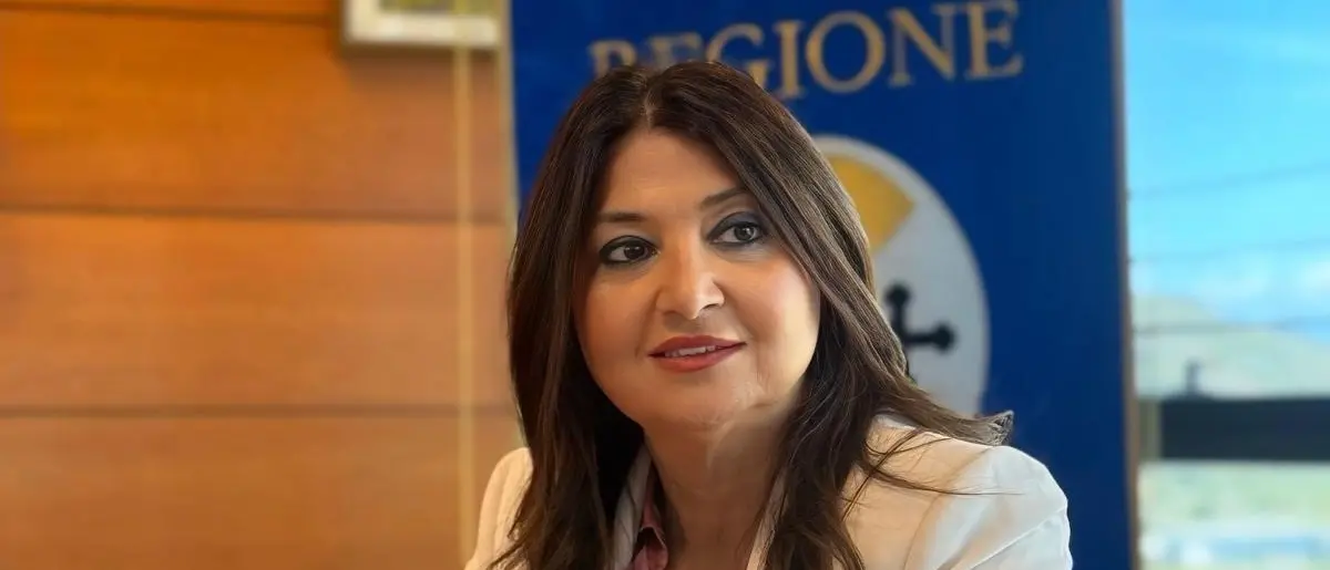 Fino a 10mila euro di contributi per le donne che affrontano cure oncologiche, da domani via alle domande\n