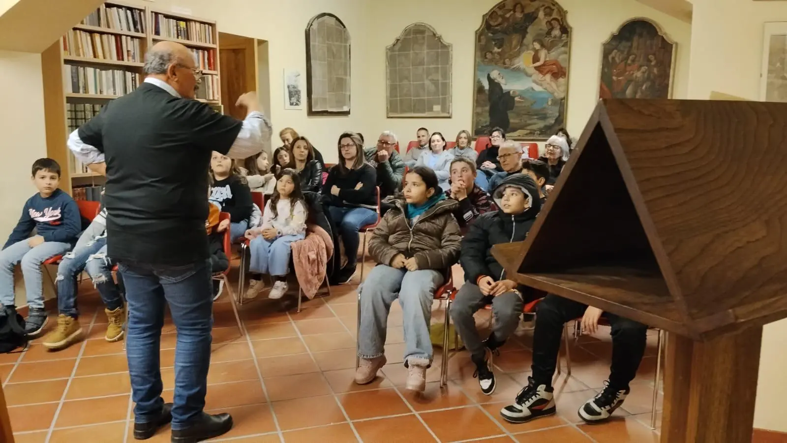 Laino Borgo festeggia la Giornata mondiale della Matematica con uno show in biblioteca\n