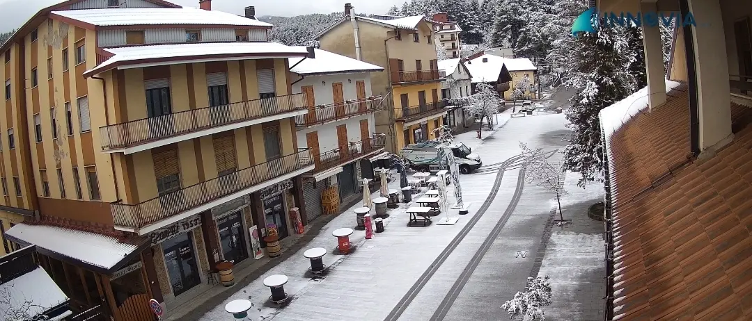 Meteo Cosenza, addio al ciclone Jolina. Nella notte nevicate sparse sui monti\n