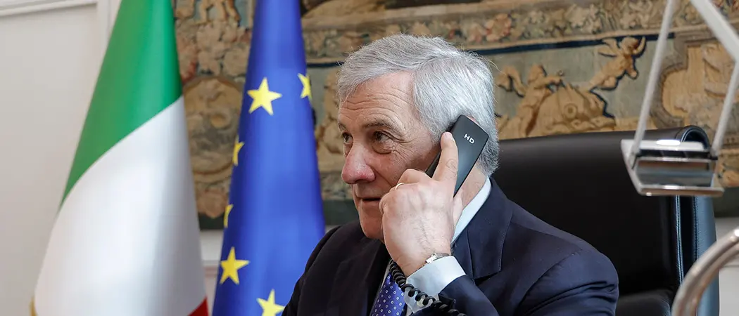 Iran, Tajani: «No missione a Hormuz, significherebbe infilarsi nella guerra. Serve una soluzione Onu»