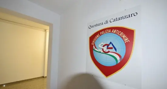 ll Questore di Catanzaro emette un provvedimento di Divieto di Accesso ai locali pubblici nei confronti di un cittadino di Lamezia Terme