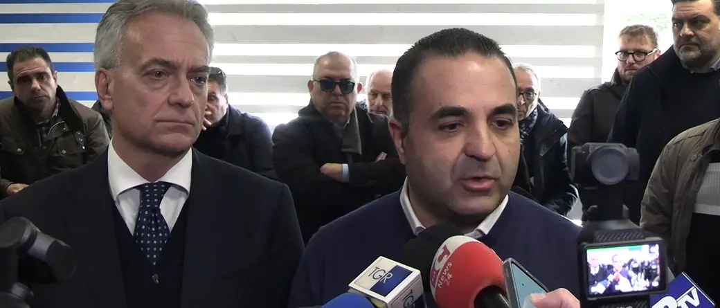 L’estate reggina è già un bicchiere mezzo pieno: Cannizzaro e Gallo lanciano “Vinitaly and the city Reggio Calabria”\n