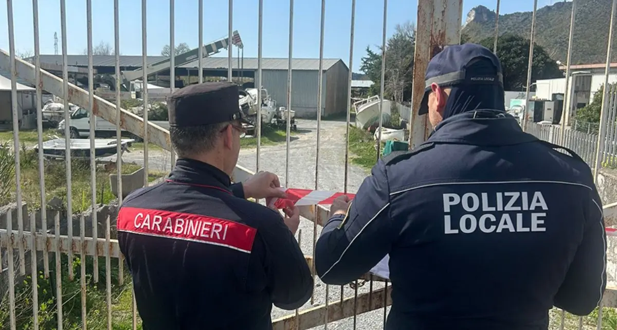 Tortora, sequestro a rimessaggio barche: 6 mila mq con rifiuti pericolosi e abusi edilizi\n