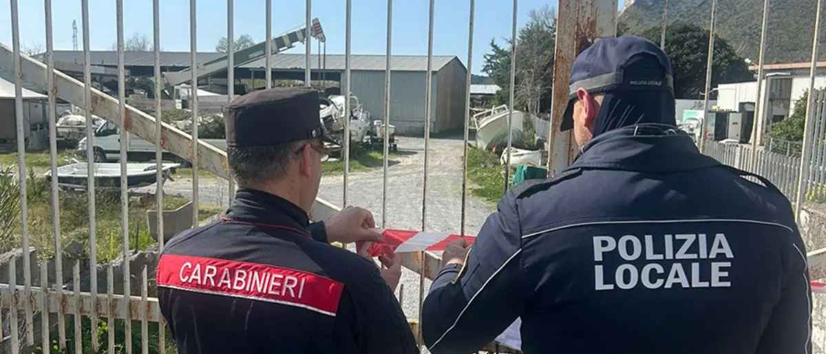 Tortora, sequestro a rimessaggio barche: 6 mila mq con rifiuti pericolosi e abusi edilizi\n