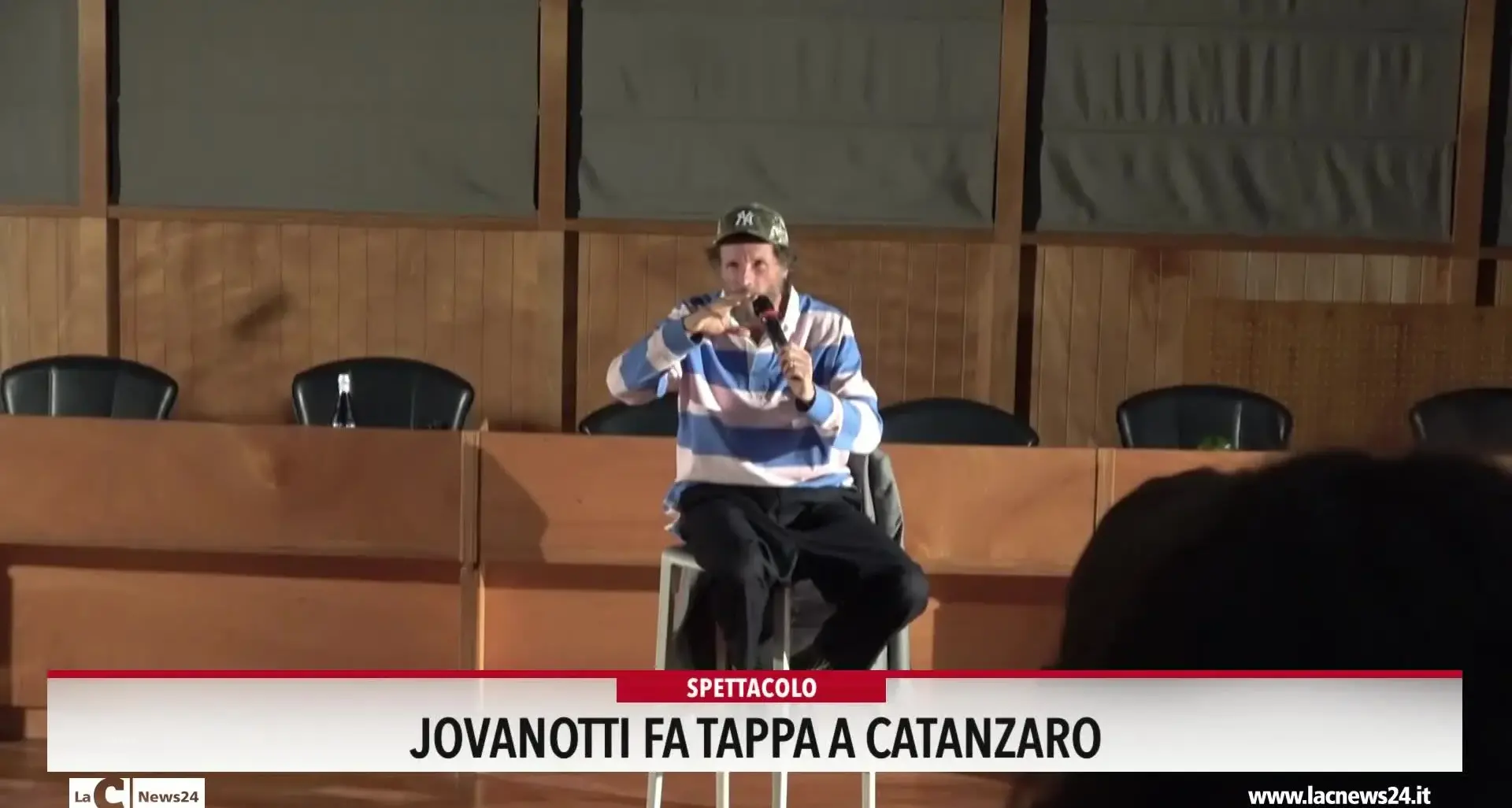 Jovanotti fa tappa a Catanzaro