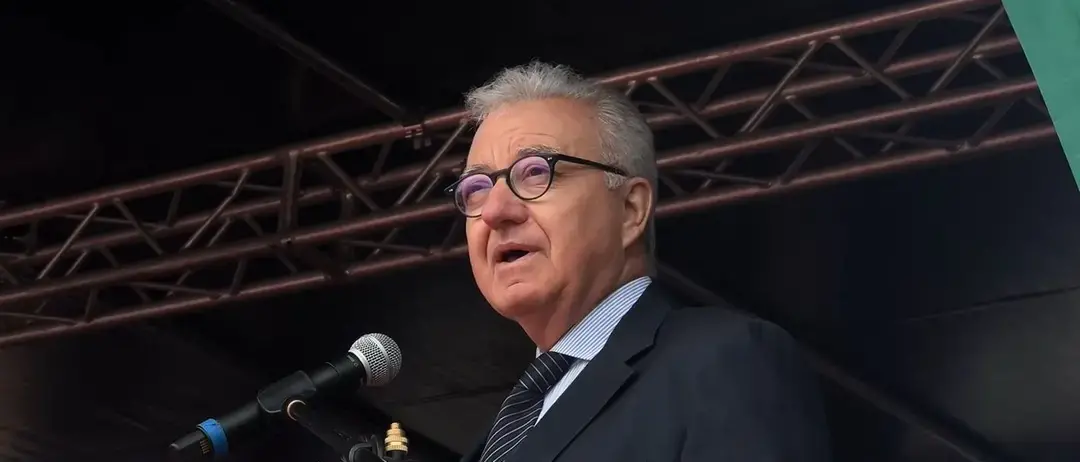 Referendum, il sottosegretario Mantovano lancia il Sì:\u00A0«Molti magistrati d’accordo perchè rafforza la loro autonomia»\n