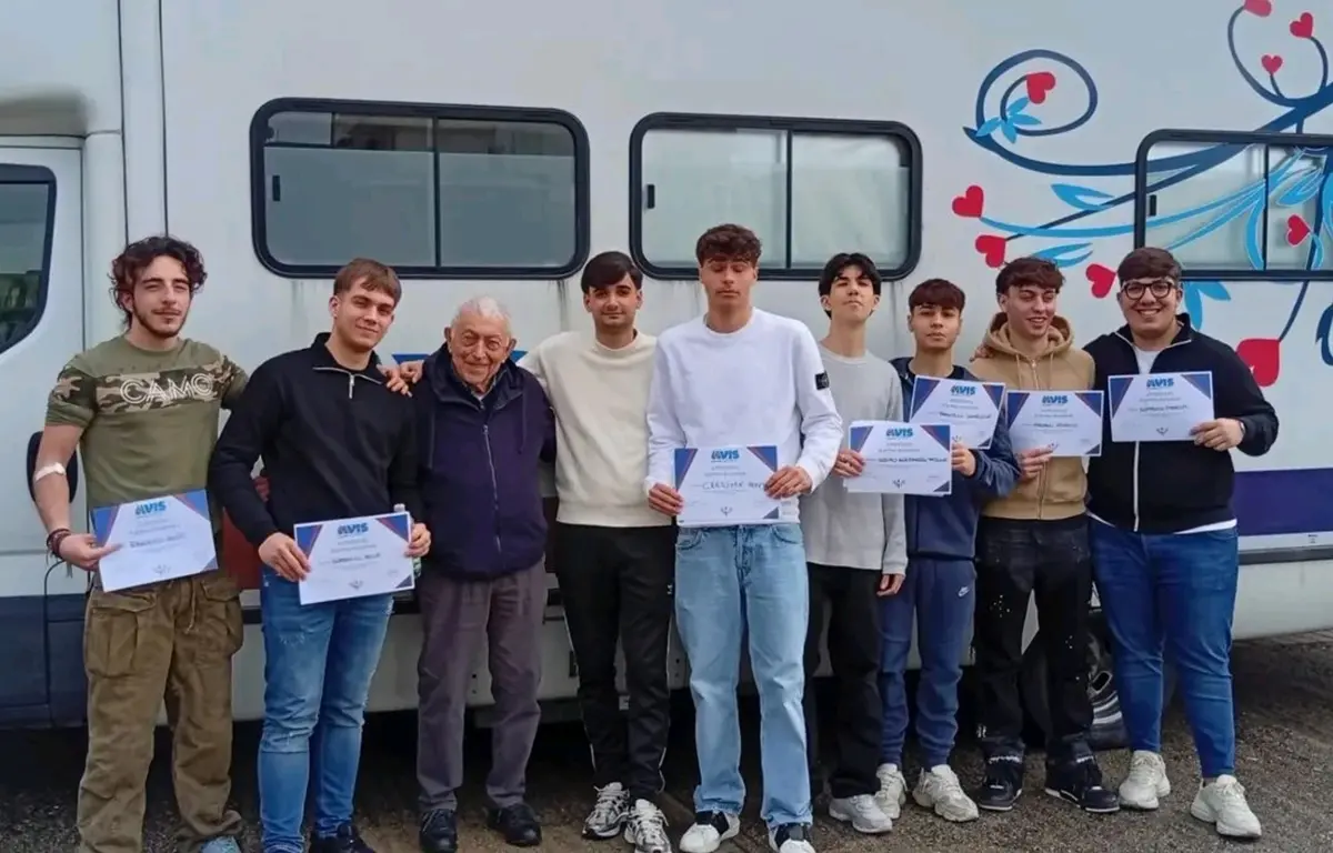 Al liceo scientifico Zaleuco\u00A0di Locri, giornata Avis dedicata alla donazione del sangue\u00A0\n