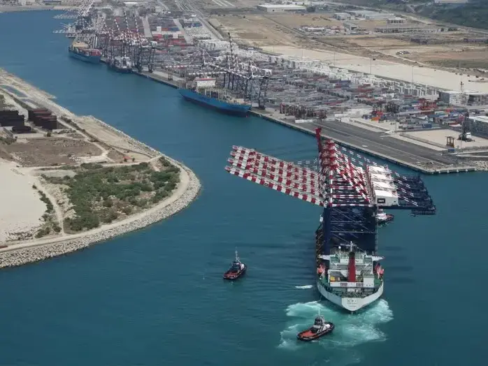 Ispezione container sospetti al Porto di Gioia Tauro, domani la conferenza stampa a Rosarno