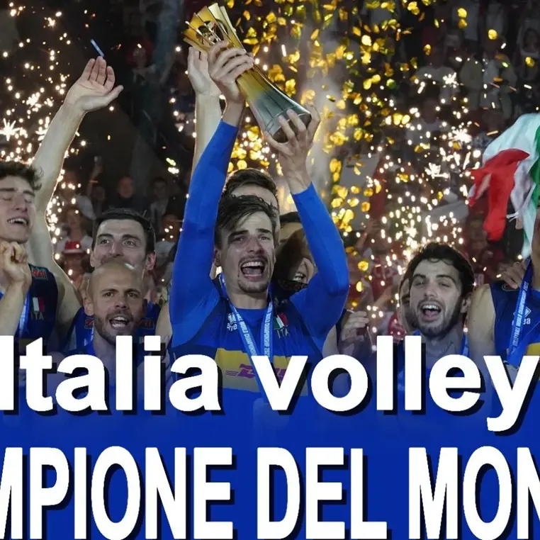 <p>Reggio Calabria, l'ItalVolley Maschile campione del mondo in campo contro Cuba</p>