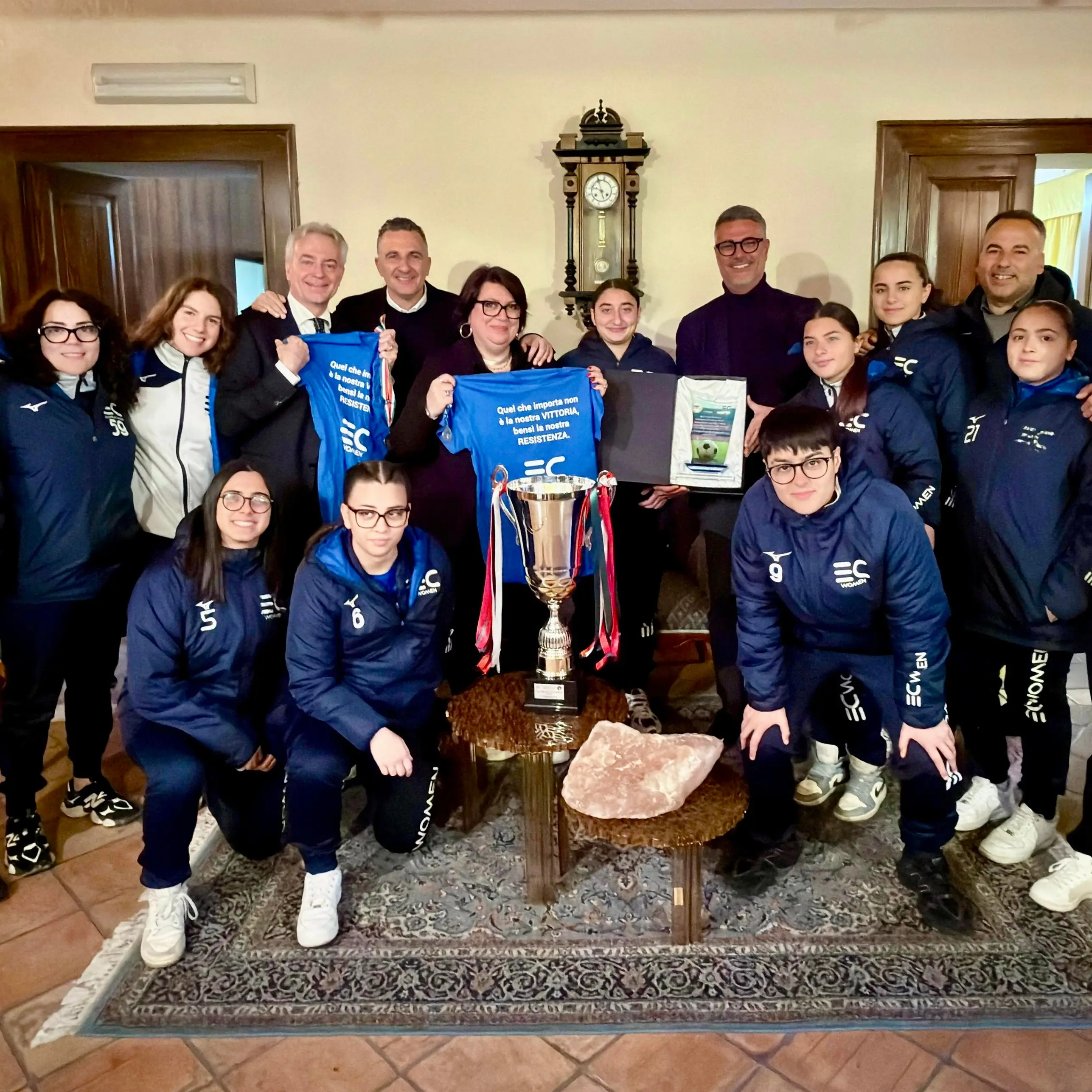 Castrolibero celebra la squadra di calcio femminile “Eugenio Coscarello”\n