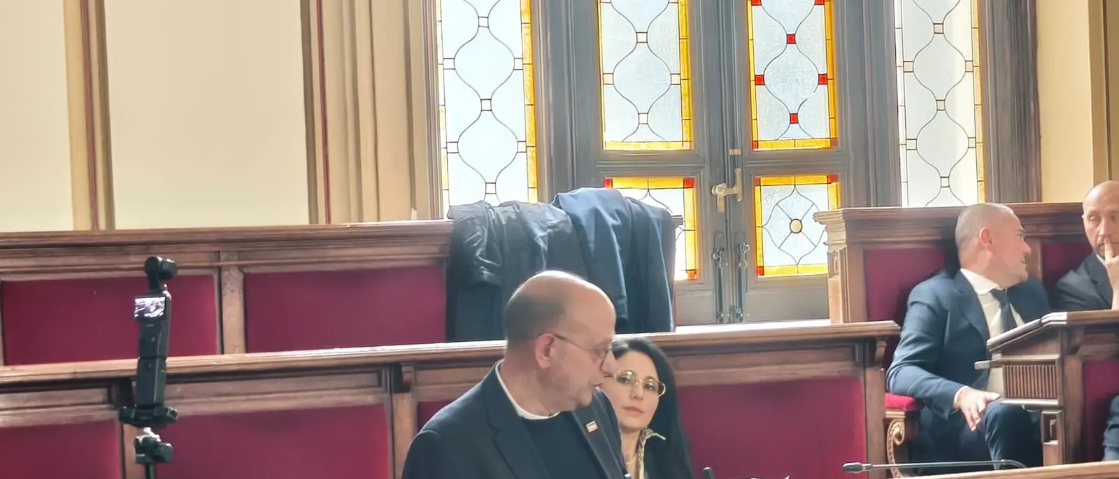 Al via il Consiglio comunale, è il momento dei saluti per Minicuci e Pazzano\n