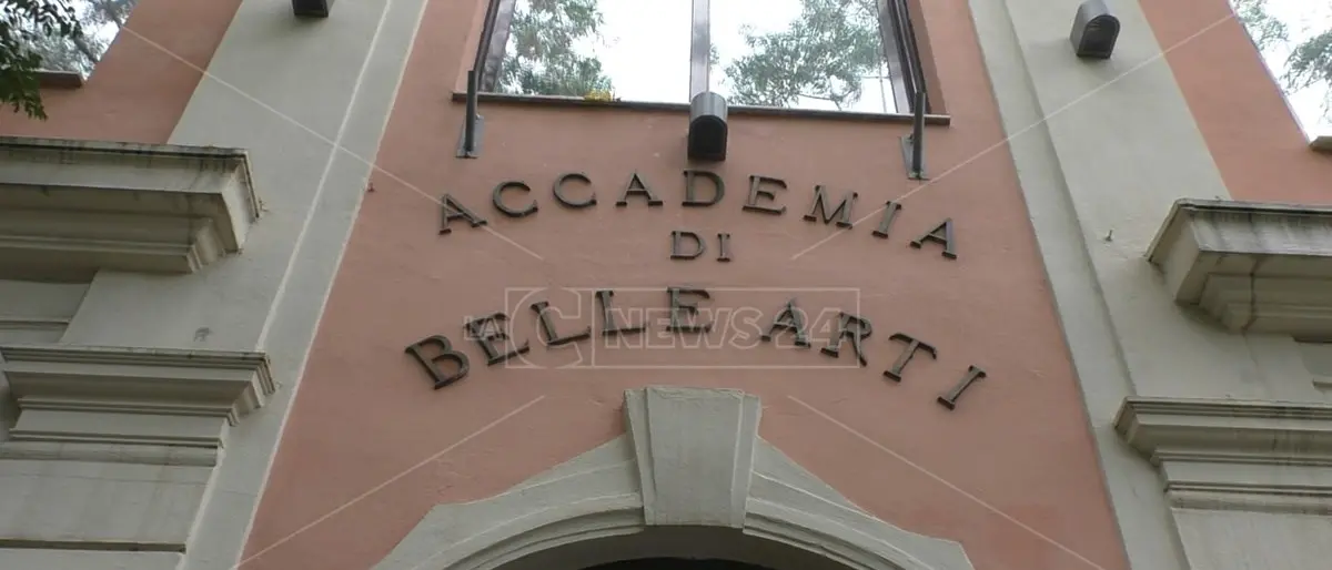 Da autorimessa a galleria: nasce a Reggio Calabria il nuovo centro per l’arte contemporanea\n