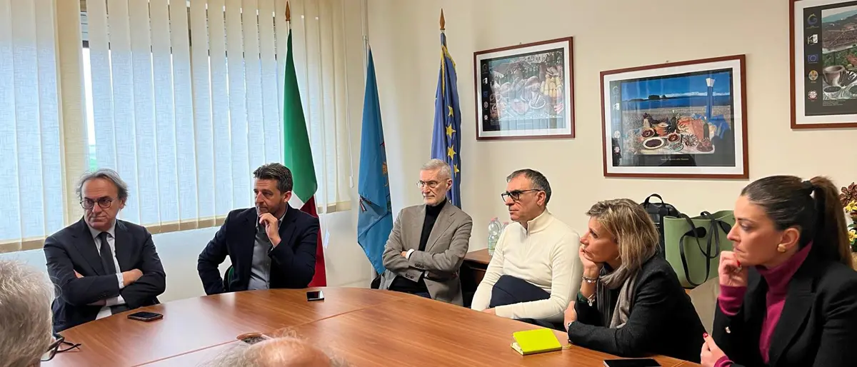 Bonelli (AVS) nella Piana di\u00A0Sibari per l’allarme su esondazioni e dissesto: «Il Governo si attivi»\u00A0\n