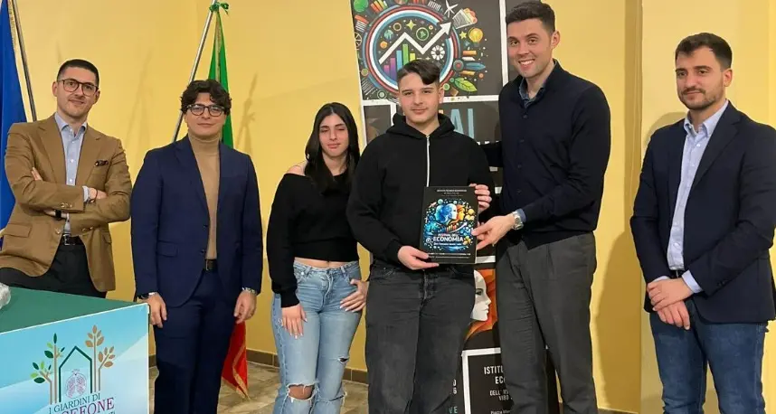 Vibo, il Gruppo giovani imprenditori porta l’economia nelle scuole e sfida i luoghi comuni sul Sud da lasciare\n