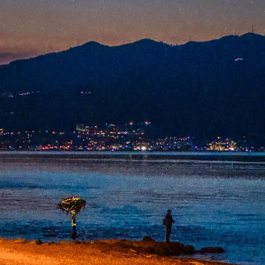 Tramonto sullo Stretto, l’attesa che sa di infinito\n