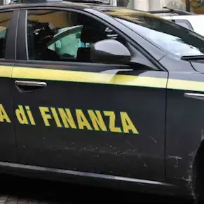 Arenzano, due bambini si perdono in spiaggia: decisivo l’intervento della Finanza\n