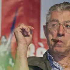 La morte di Umberto Bossi riapre la frattura: l’Italia divisa che non abbiamo mai ricucito\n\u00A0\n