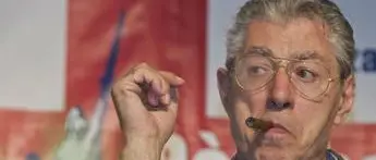 La morte di Umberto Bossi riapre la frattura: l’Italia divisa che non abbiamo mai ricucito\n\u00A0\n