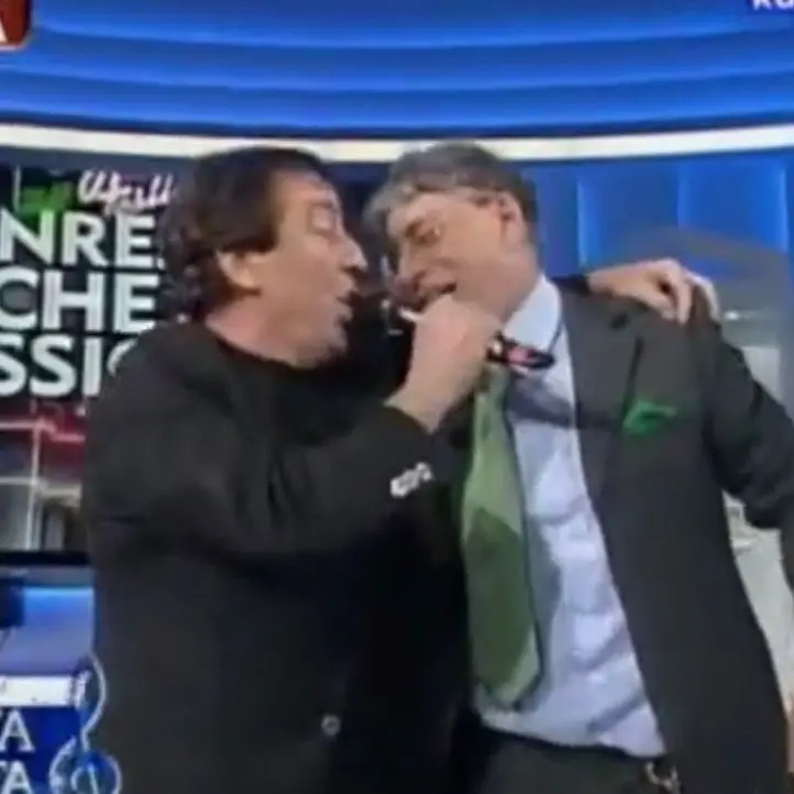 Quando il senatùr duettò a Sanremo con Mino Reitano sulle note di “Italia”\n