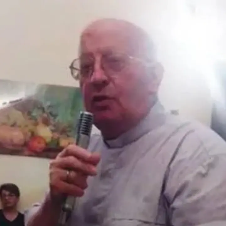 Mileto si stringe nel ricordo di don Cannatelli,\u00A0un sacerdote che ha fatto della carità quotidiana la sua missione\n