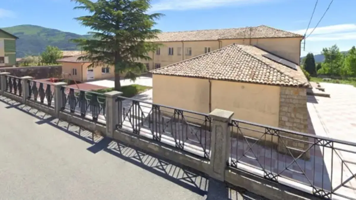 <p>L'istituto comprensivo di Fabrizia&nbsp;</p>\\n