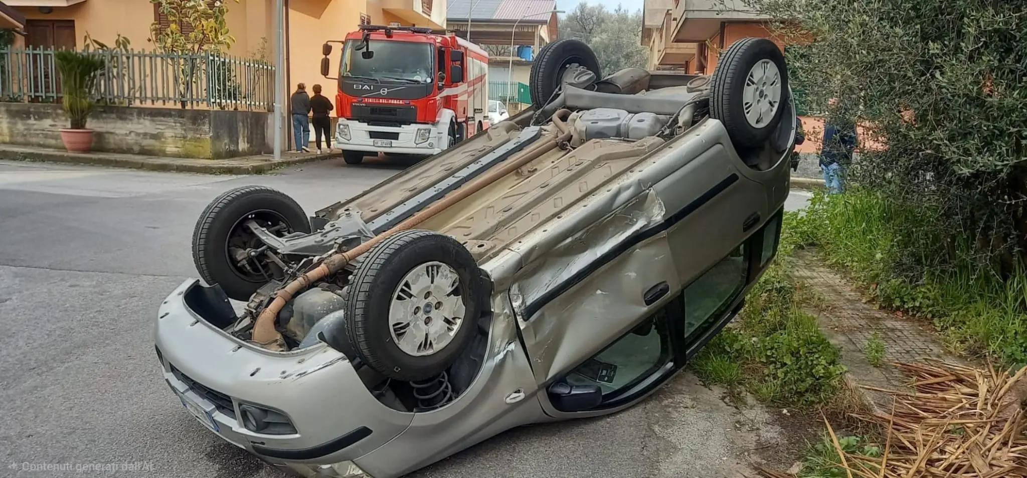 Auto si ribalta in pieno centro a Cittanova, un ferito\n