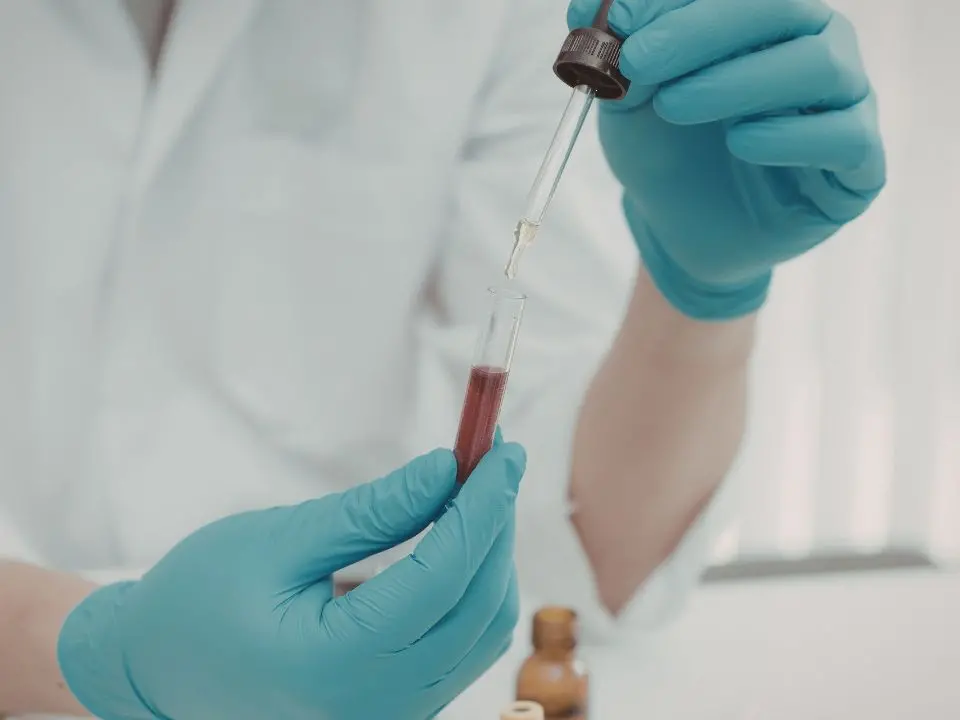 Epatite A, cresce la preoccupazione anche in Calabria: come avviene il contagio e come prevenire