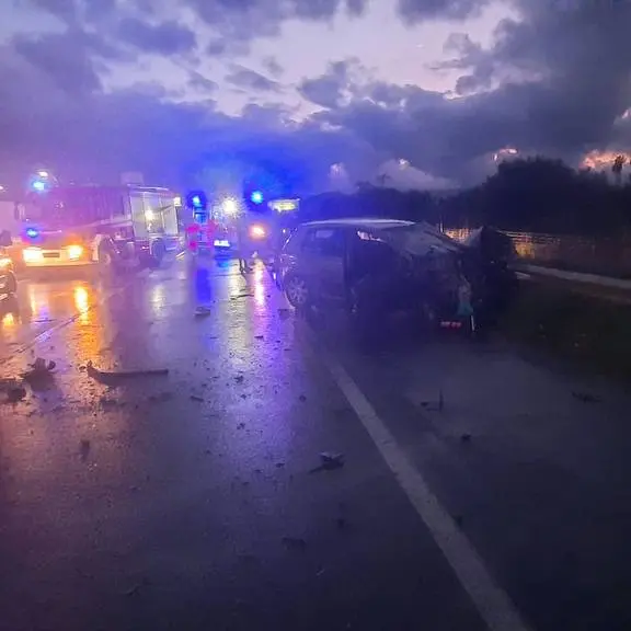 Incidente mortale sulla statale 106 nel Reggino: una vittima tra Marina di Gioiosa Jonica e Roccella\n