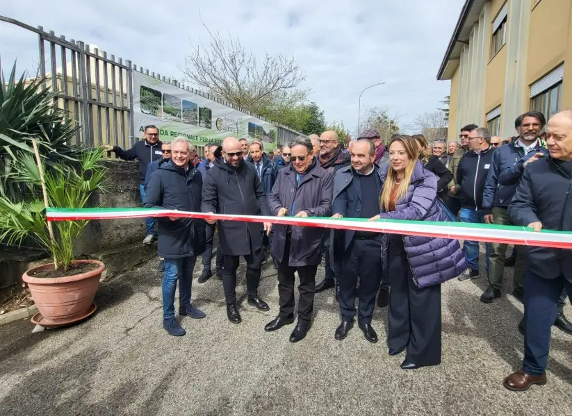 Catanzaro, alla Cittadella presentati 64 nuovi mezzi per la prevenzione incendi e dissesto idrogeologico\n
