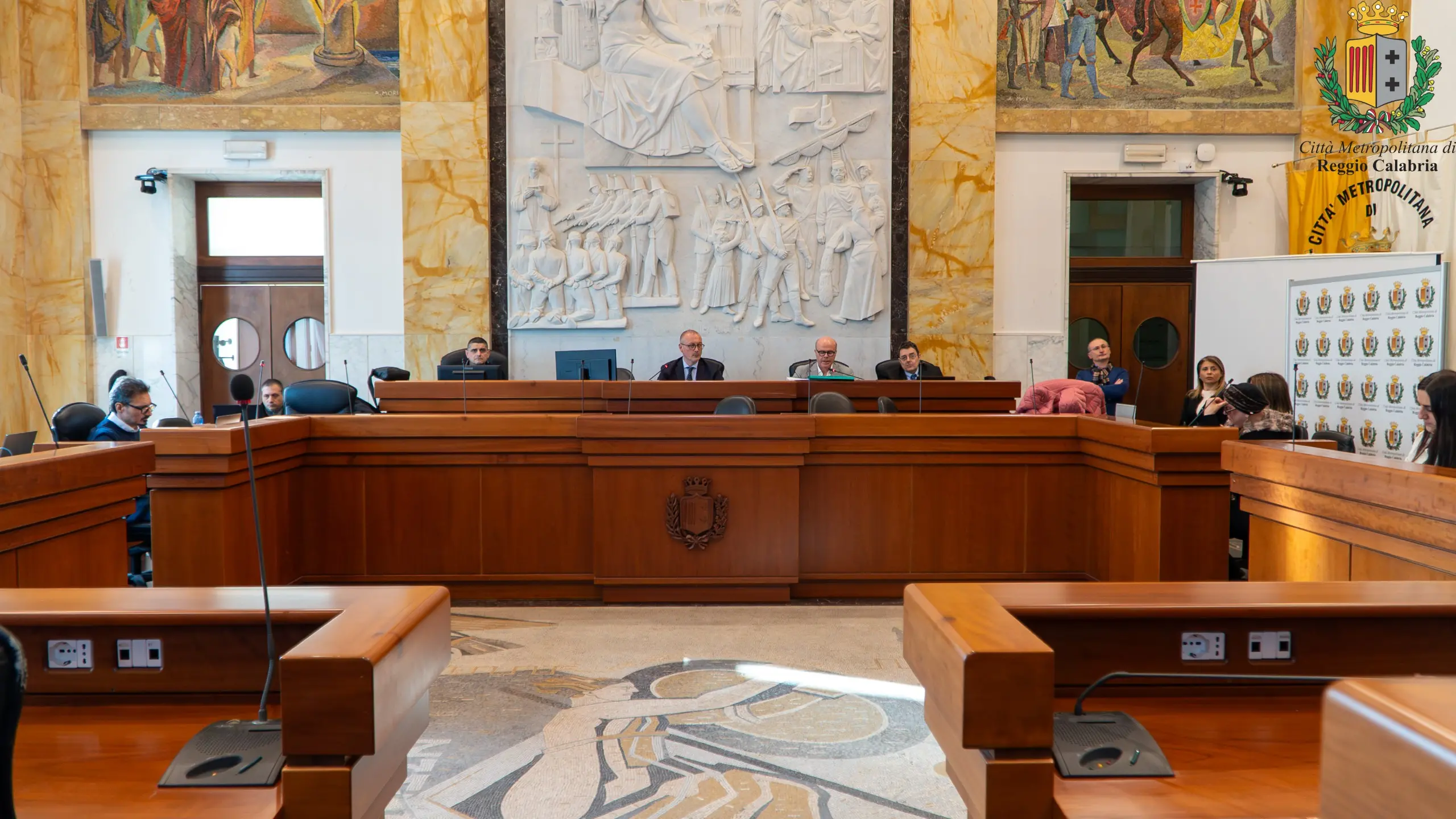 Dalla riqualificazione delle periferie alla sicurezza sociale, il Consiglio metropolitano accelera su interventi e strategie per il territorio\n