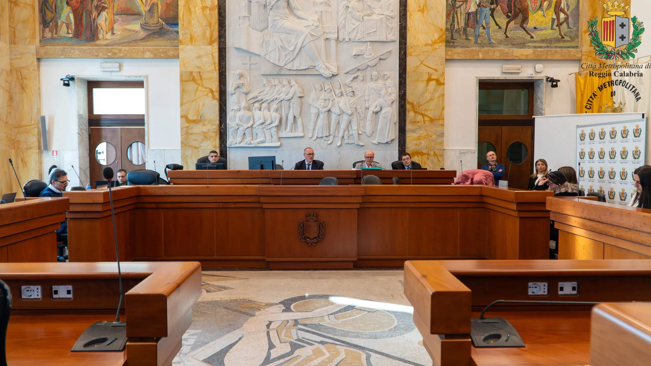 Dalla riqualificazione delle periferie alla sicurezza sociale, il Consiglio metropolitano accelera su interventi e strategie per il territorio\n