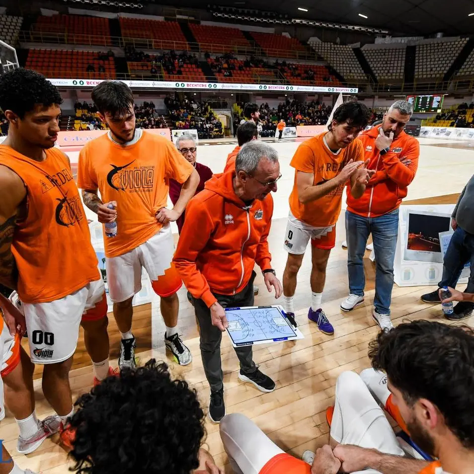 Cadeo legge il successo e chiama a raccolta Reggio per la sfida che può cambiare la stagione\n