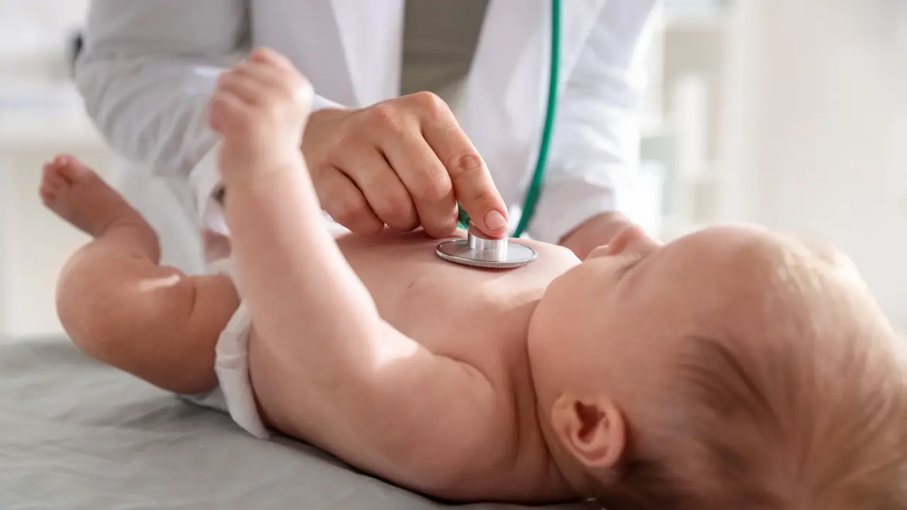 Sette comuni vibonesi senza pediatra, il sindaco di Dasà diffida (ancora) l’Asp: «Tre giorni e vado in Procura»\n