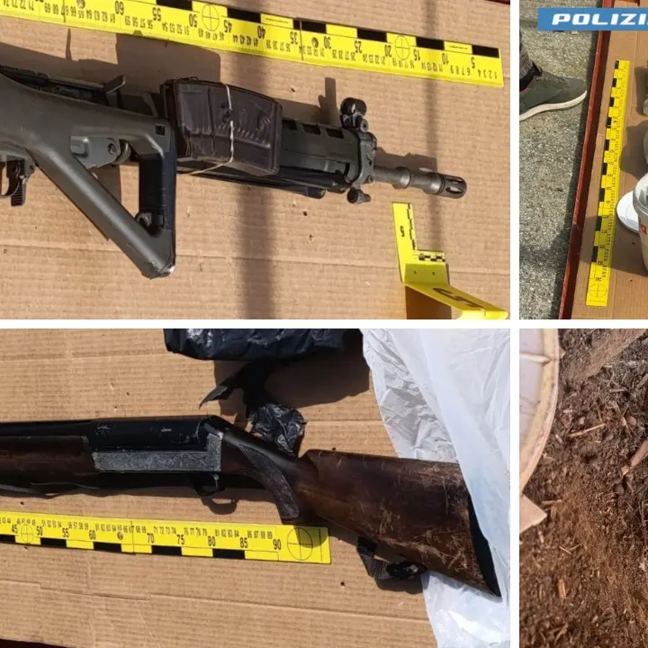 Un fucile d’assalto, carabine, pistole e oltre un chilo di cocaina\u00A0nascosti sottoterra\u00A0a Gioiosa Ionica: arrestato 48enne di Siderno\n