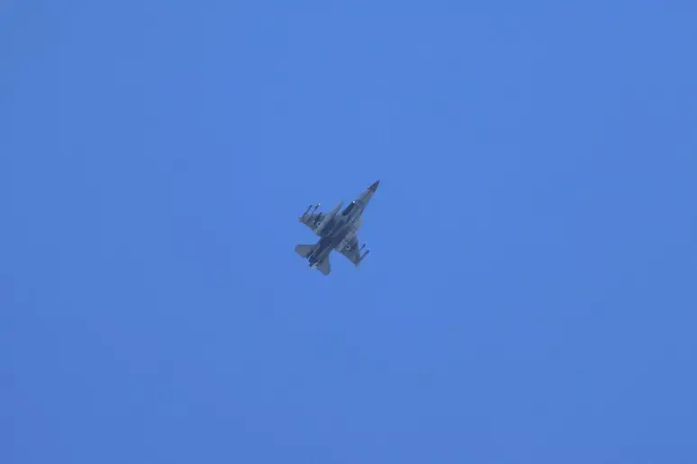 Teheran accusa Usa e Israele: «Colpito l’impianto nucleare di Natanz, nessuna perdita radioattiva»\n