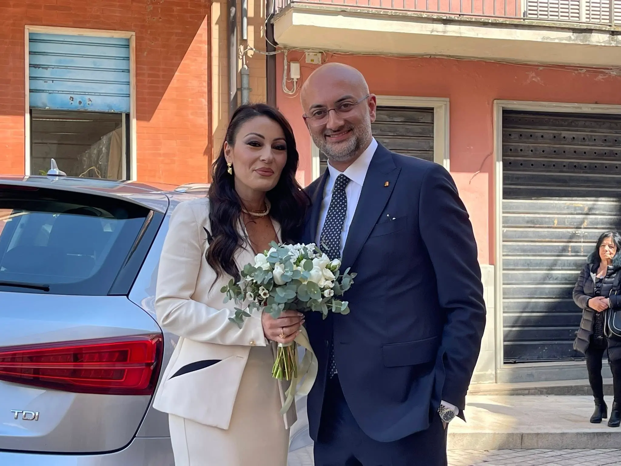 Faragalli, dopo la Provincia conquista il cuore della sua Vincenzina: oggi la coppia si è promessa\n