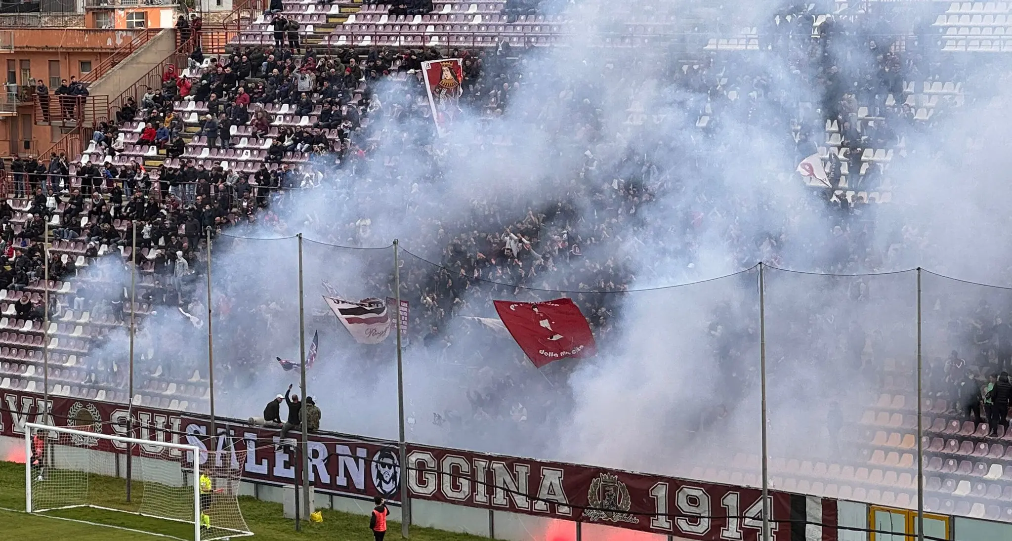 <p>Sconfitta amara per la Reggina: l’Acireale passa al Granillo nel recupero: 0-1</p>