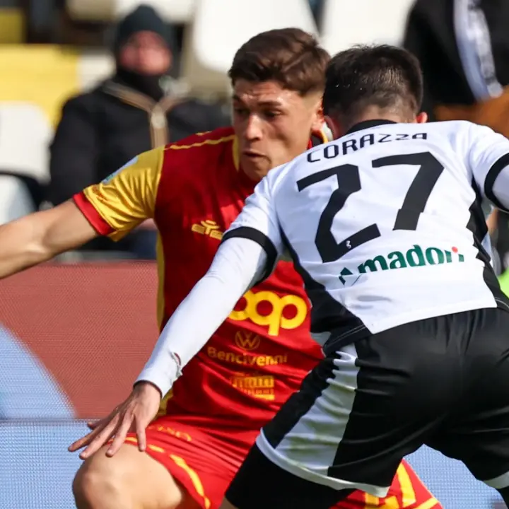 Serie B, debacle giallorossa: il Catanzaro crolla nel secondo tempo a Cesena. Finale 3-1\n