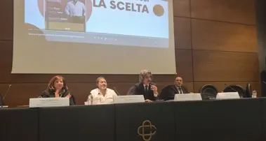 Cittanova, Sigfrido Ranucci docente per un giorno al Guerrisi-Gerace\n