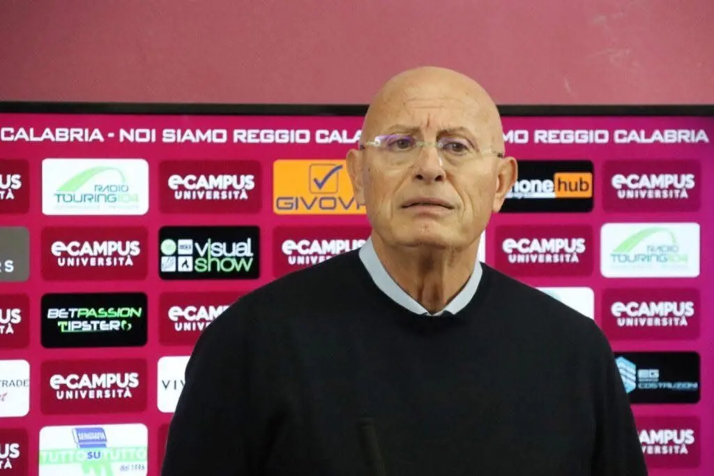 Reggina, furia Ballarino: «Mi vergogno di questa squadra»\n