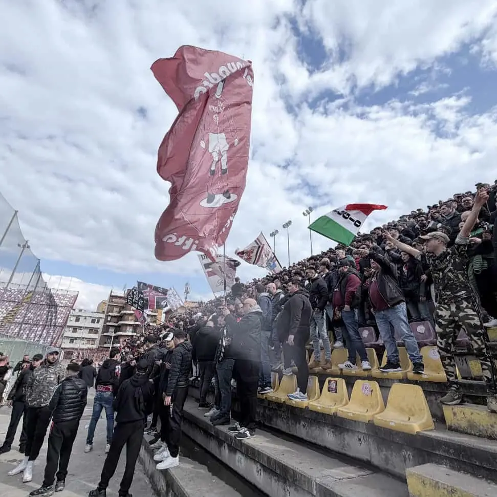 Reggina, crollo al Granillo: contro l’Acireale una sconfitta che pesa come una resa\n