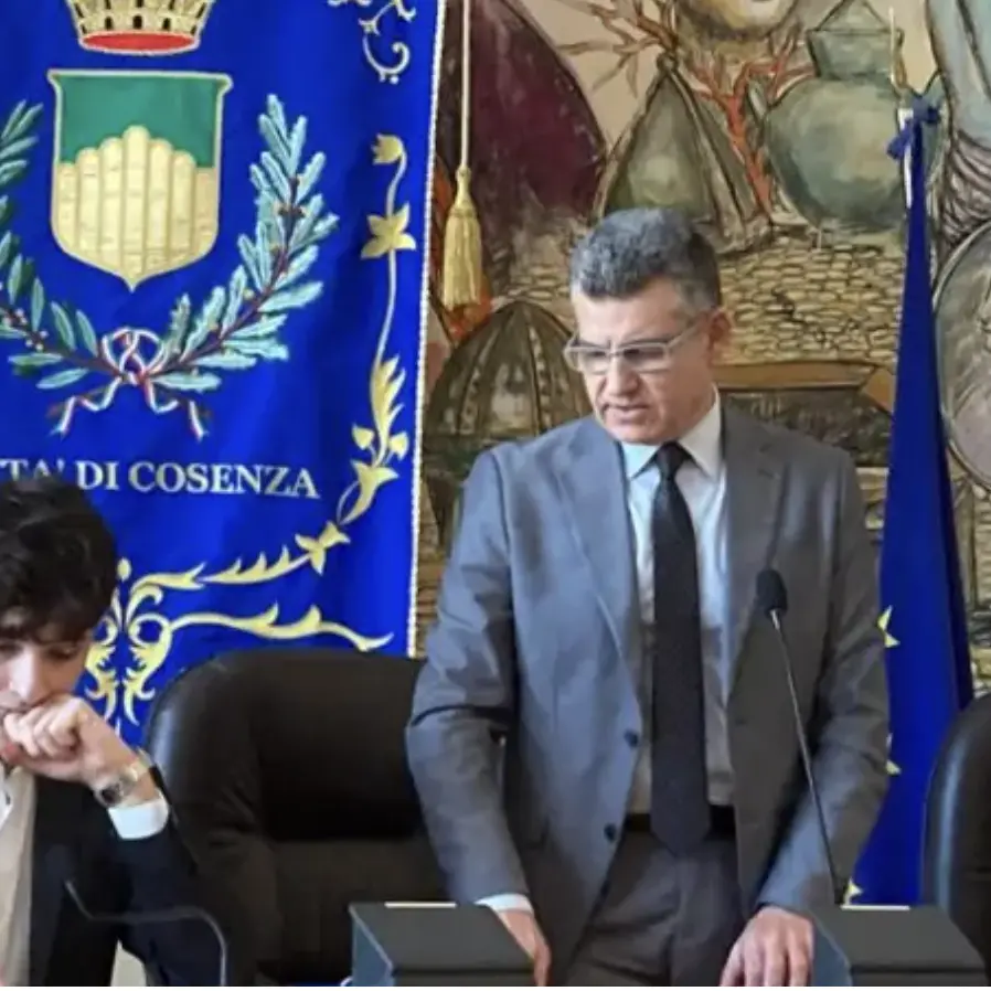 “Confluenze”, Cosenza tra le finaliste per Città Italiana dei Giovani 2026\n