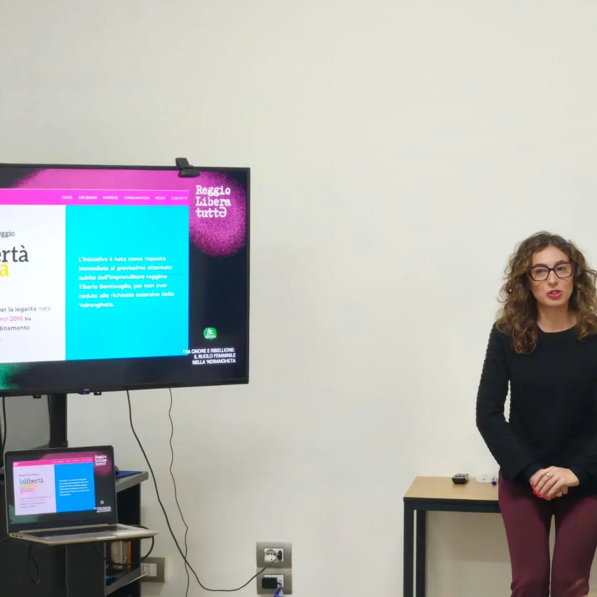 Reggio Libera tuttə, tra memoria e impegno: «Patriarcato e ’ndrangheta, un legame da spezzare»\n