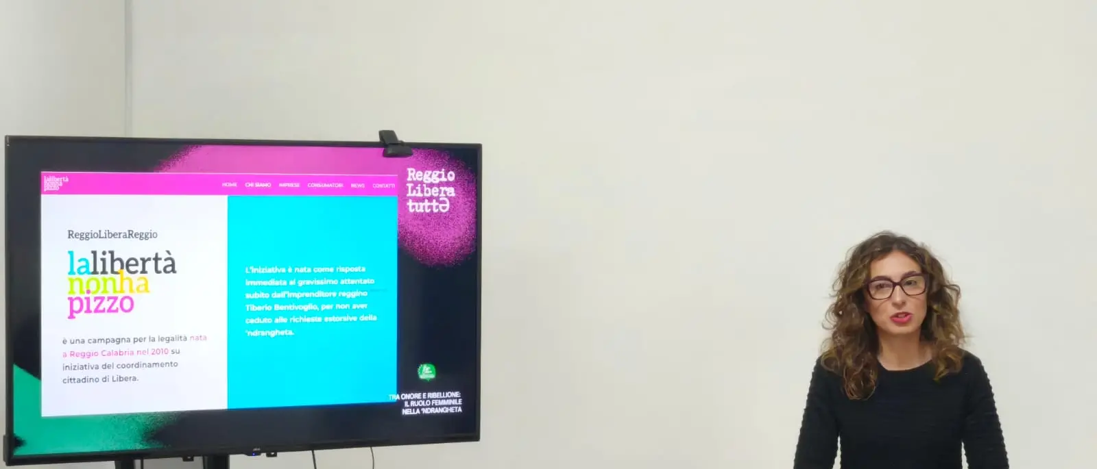 Reggio Libera tuttə, tra memoria e impegno: «Patriarcato e ’ndrangheta, un legame da spezzare»\n